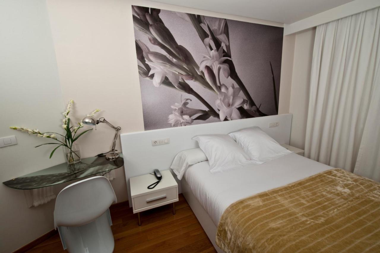 Hotel Lino Vigo Luaran gambar